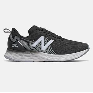 NWT New Balance Fresh Foam Tempo sneakers
